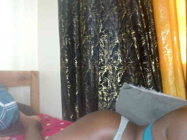 Sexxy-pretty24 webcam