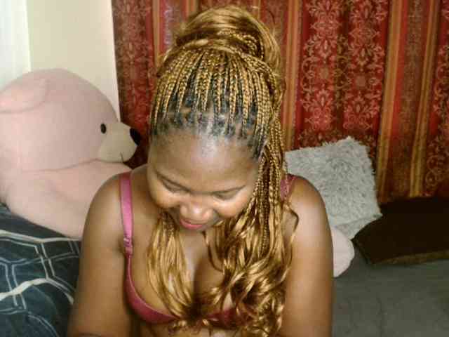 Sexxy-pretty24 webcam