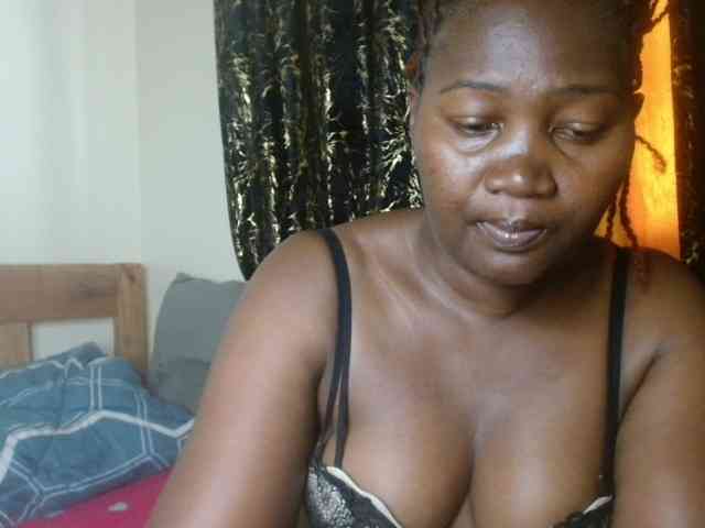 Sexxy-pretty24 webcam