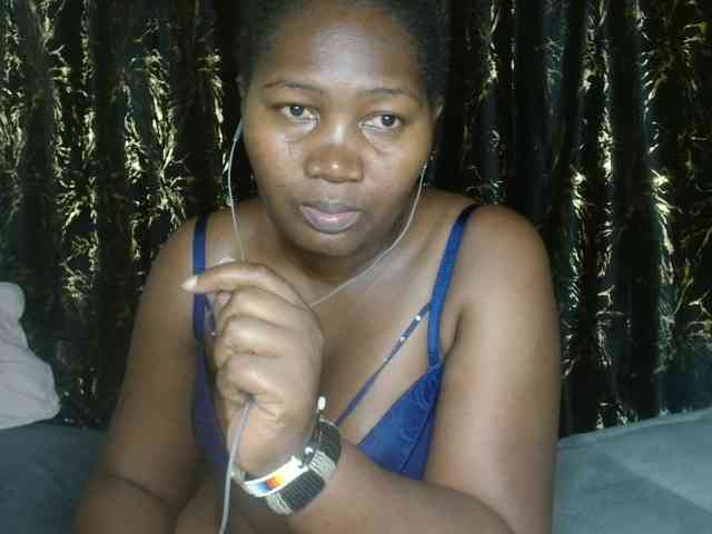 Sexxy-pretty24 webcam