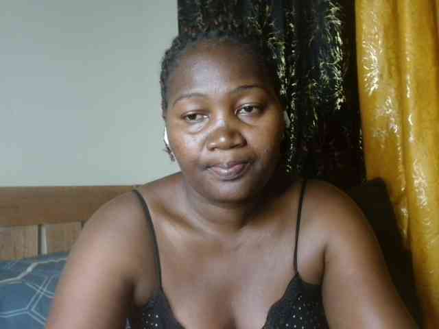 Sexxy-pretty24 webcam