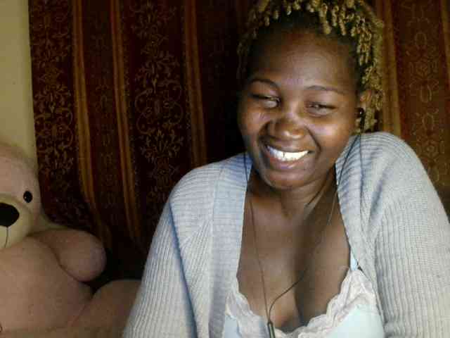 Sexxy-pretty24 webcam