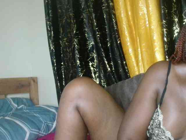 Sexxy-pretty24 webcam