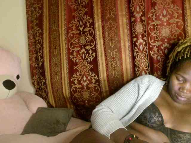 Sexxy-pretty24 webcam