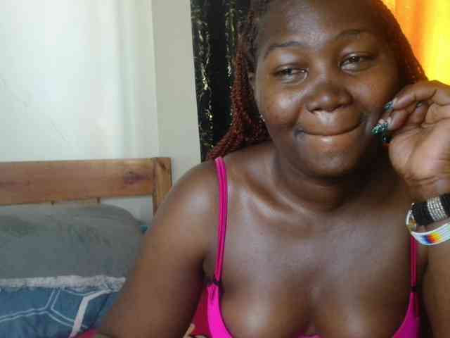 Sexxy-pretty24 webcam