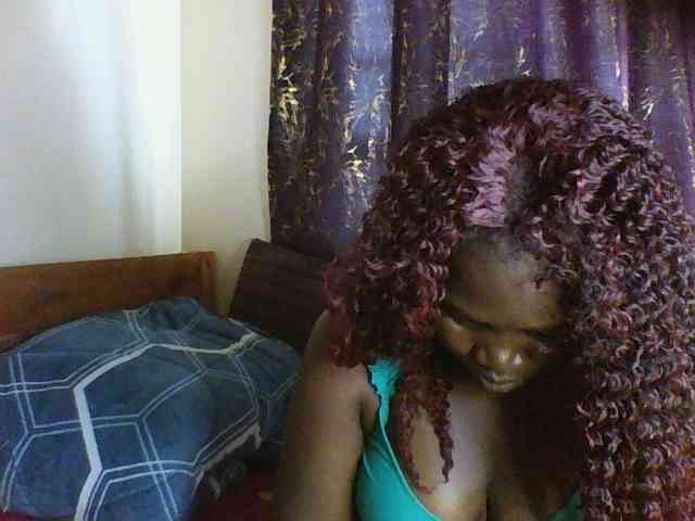 Sexxy-pretty24 webcam