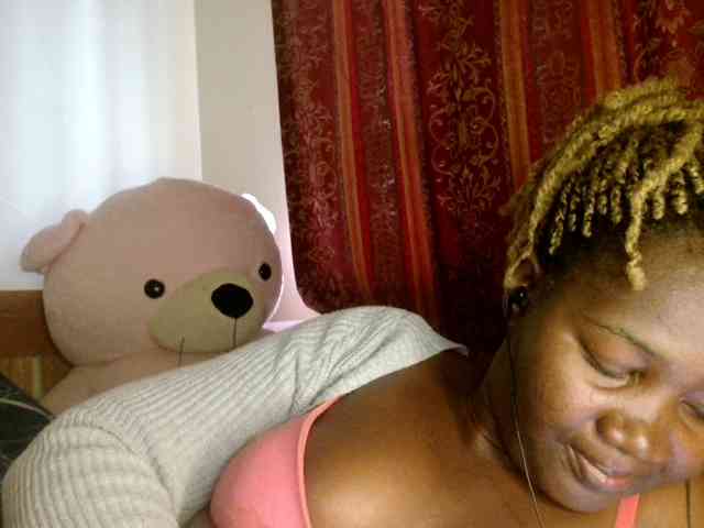 Sexxy-pretty24 webcam