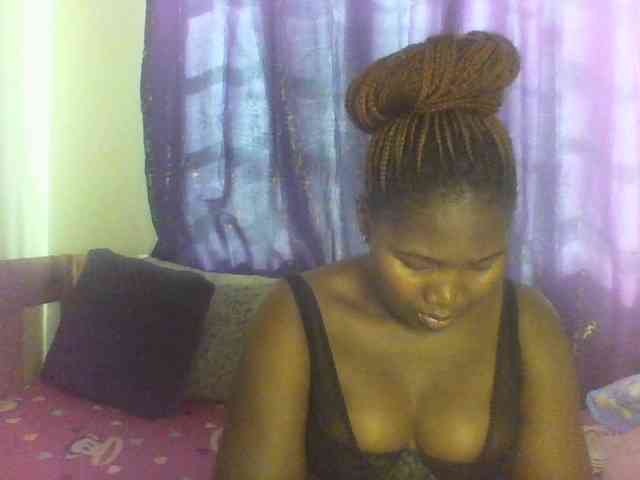 Sexxy-pretty24 webcam