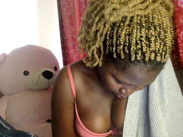 Sexxy-pretty24 webcam