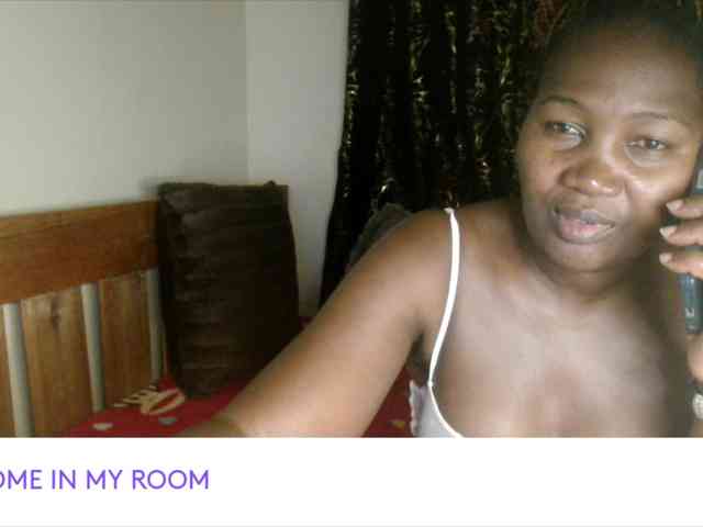 Sexxy-pretty24 webcam