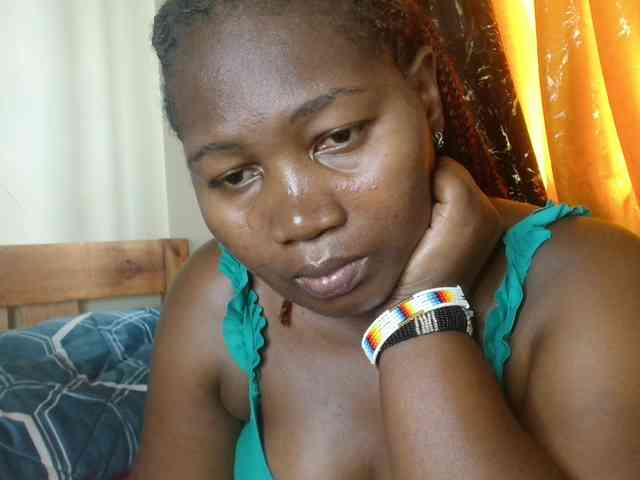 Sexxy-pretty24 webcam