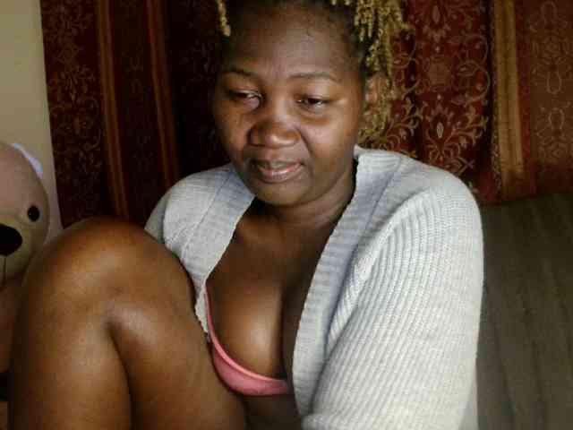 Sexxy-pretty24 webcam
