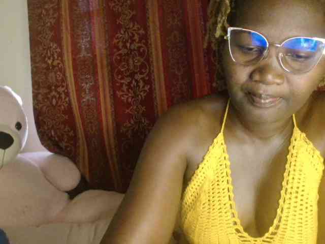 Sexxy-pretty24 webcam