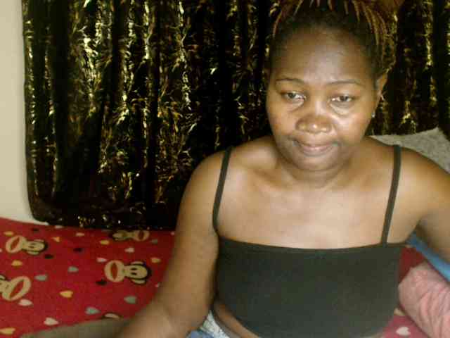 Sexxy-pretty24 webcam