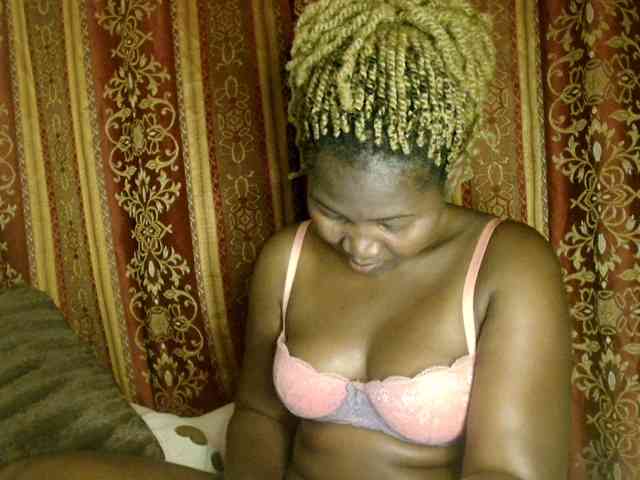 Sexxy-pretty24 webcam