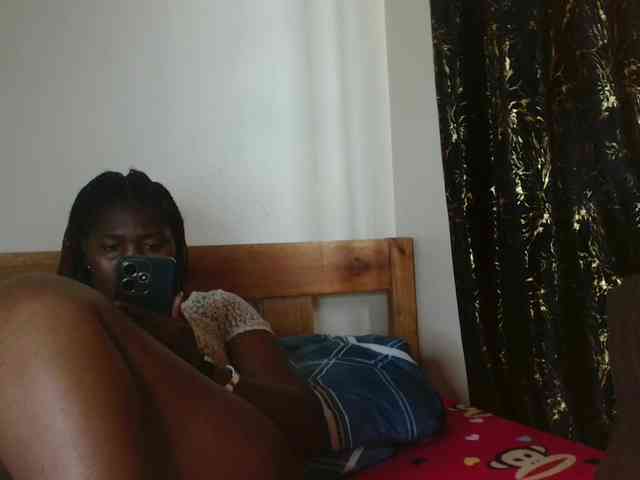 Sexxy-pretty24 webcam