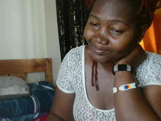 Sexxy-pretty24 webcam