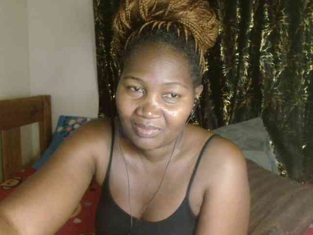 Sexxy-pretty24 webcam