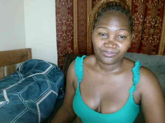 Sexxy-pretty24 webcam