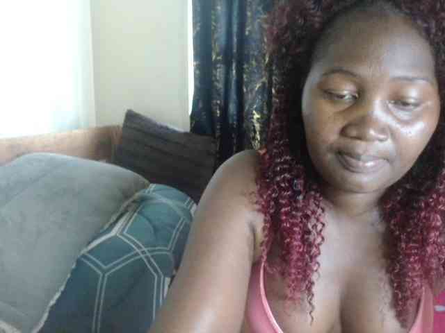 Sexxy-pretty24 webcam