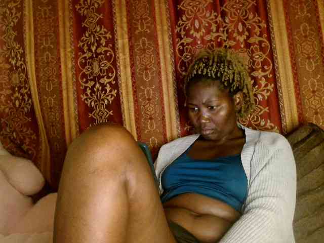 Sexxy-pretty24 webcam