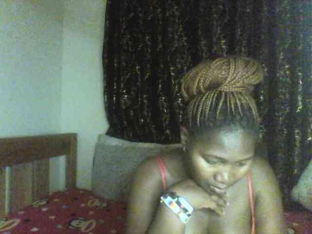 Sexxy-pretty24 webcam