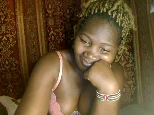 Sexxy-pretty24 webcam
