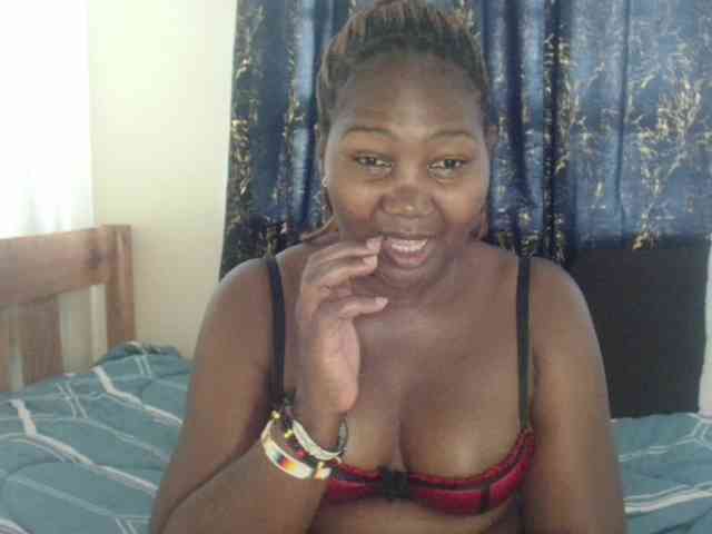 Sexxy-pretty24 webcam