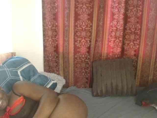 Sexxy-pretty24 webcam