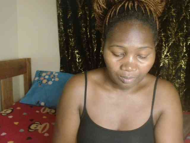 Sexxy-pretty24 webcam