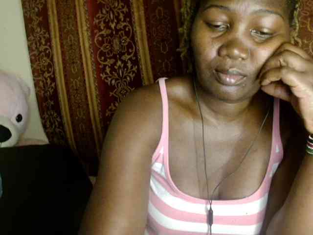 Sexxy-pretty24 webcam