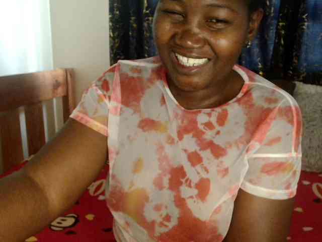 Sexxy-pretty24 webcam