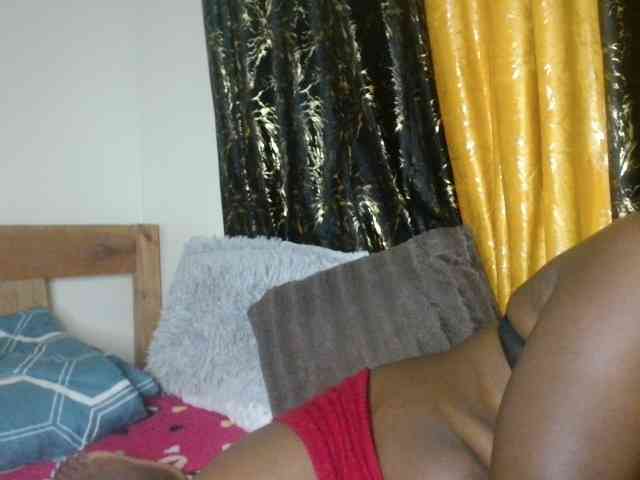 Sexxy-pretty24 webcam