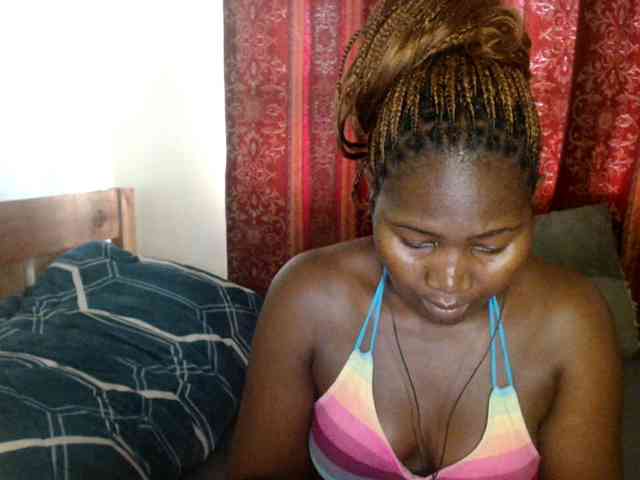 Sexxy-pretty24 webcam