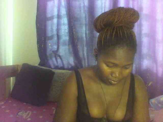 Sexxy-pretty24 webcam