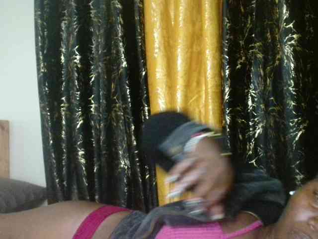 Sexxy-pretty24 webcam