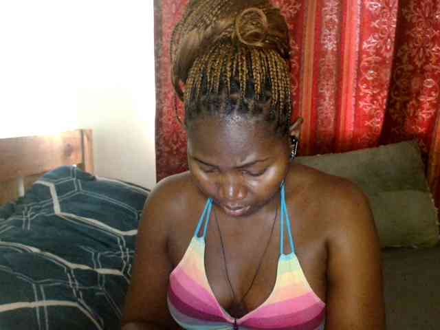 Sexxy-pretty24 webcam