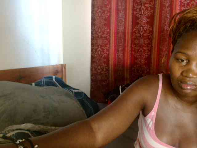 Sexxy-pretty24 webcam