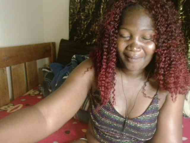 Sexxy-pretty24 webcam