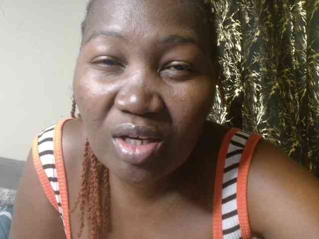 Sexxy-pretty24 webcam