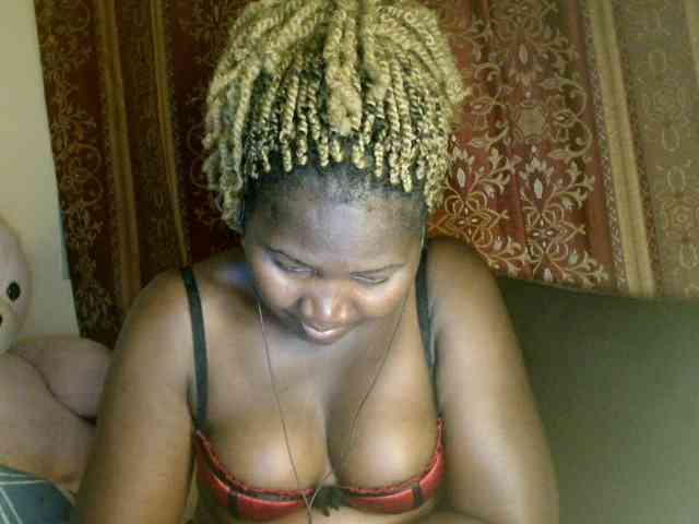 Sexxy-pretty24 webcam