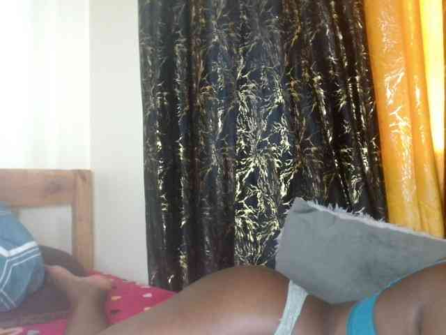 Sexxy-pretty24 webcam