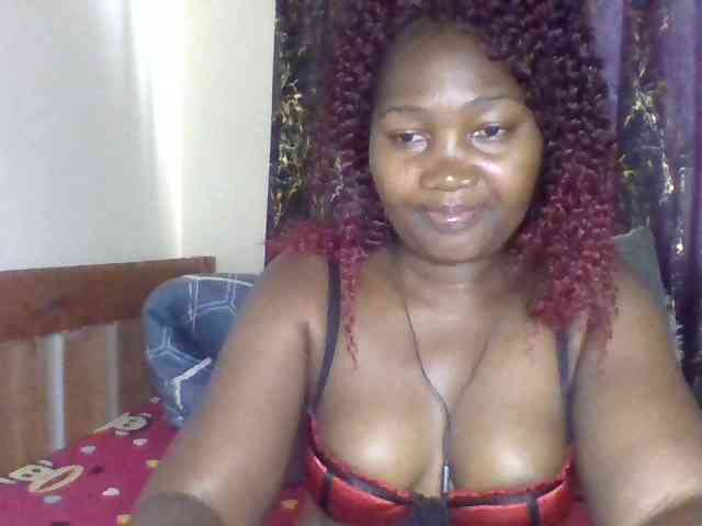 Sexxy-pretty24 webcam