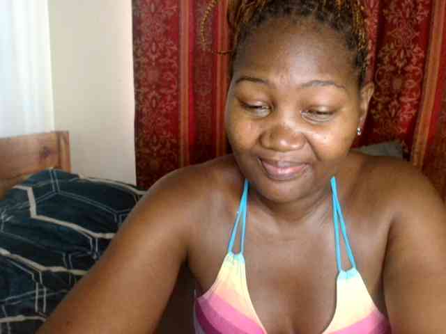 Sexxy-pretty24 webcam