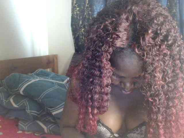 Sexxy-pretty24 webcam