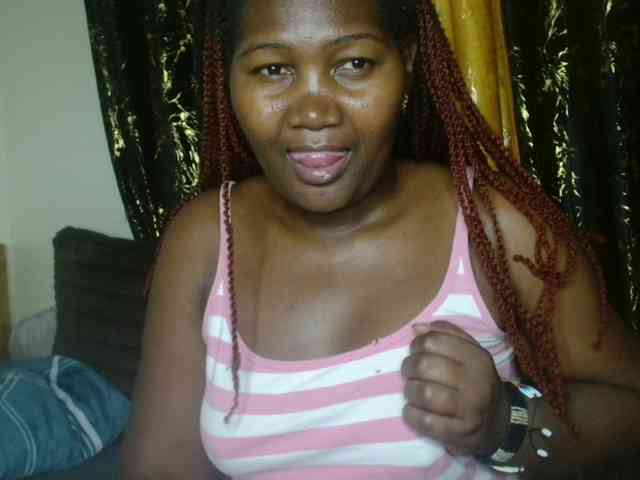 Sexxy-pretty24 webcam