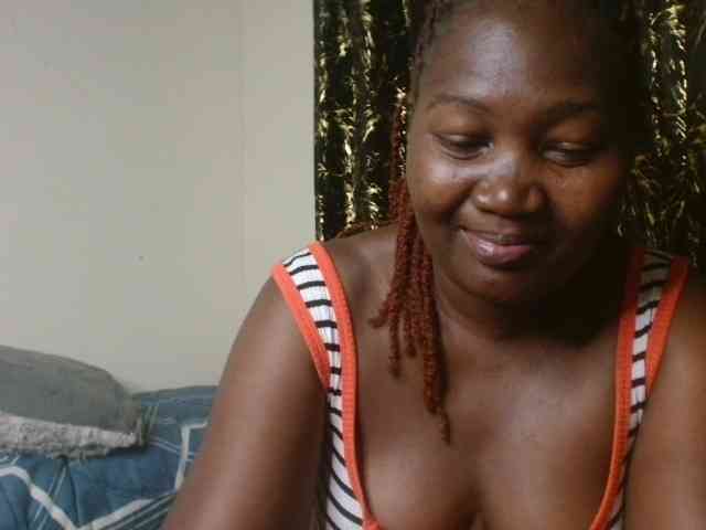 Sexxy-pretty24 webcam