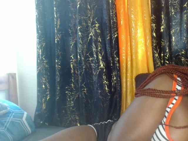 Sexxy-pretty24 webcam