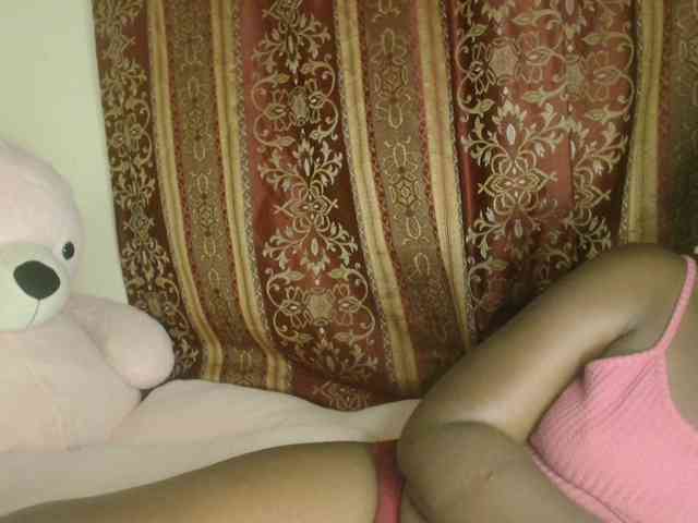 Sexxy-pretty24 webcam