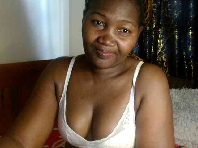 Sexxy-pretty24 webcam